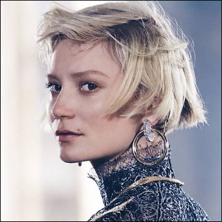 Mia Wasikowska Profile Photo
