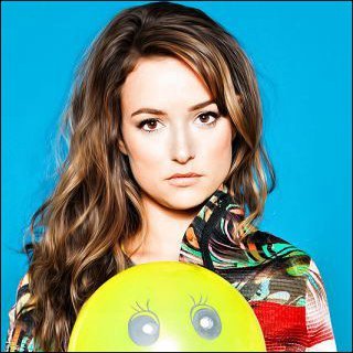 Milana Vayntrub Latest News, Bio, Profile, Album, Movie and Photo.
