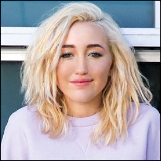 Noah Cyrus Profile Photo