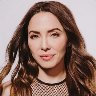 Whitney Cummings Profile Photo