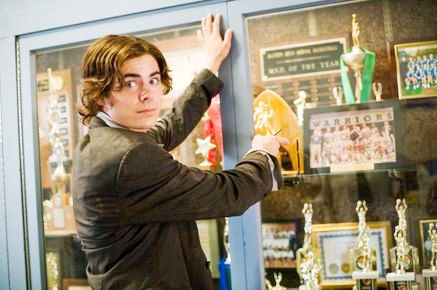 Zac Efron stars as Mike O' Donnell at 17 in New Line Cinema's 17 Again (2009)