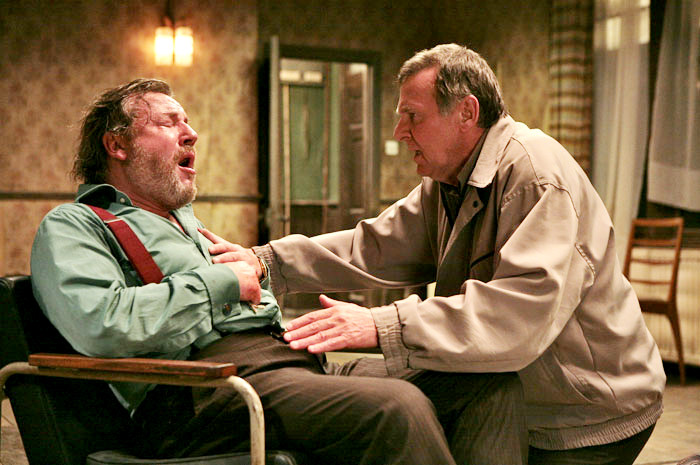 Ray Winstone stars as Colin Diamond and Tom Wilkinson stars as Archie in Image Entertainment's 44 Inch Chest (2010)
