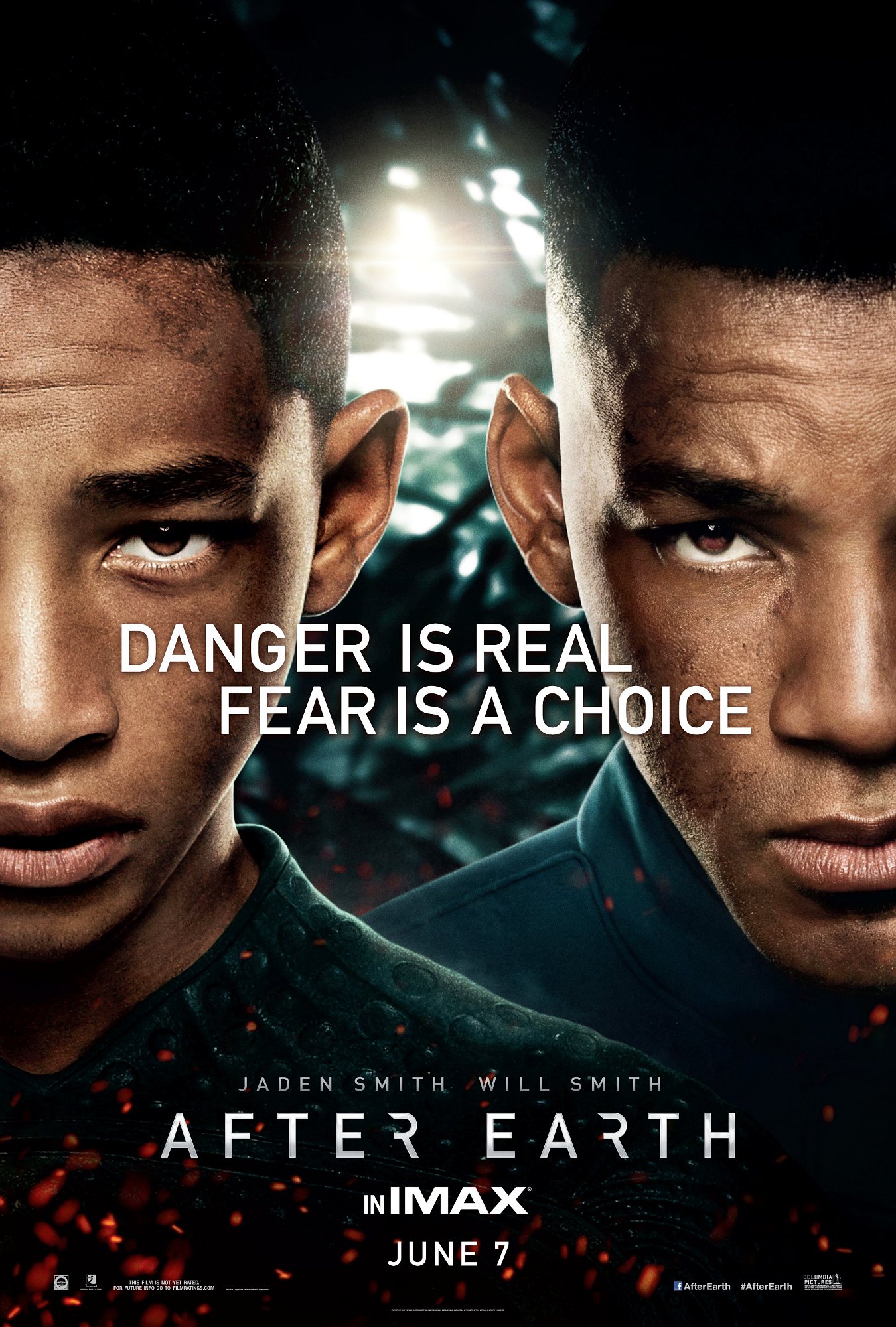 Poster of Columbia Pictures' After Earth (2013)