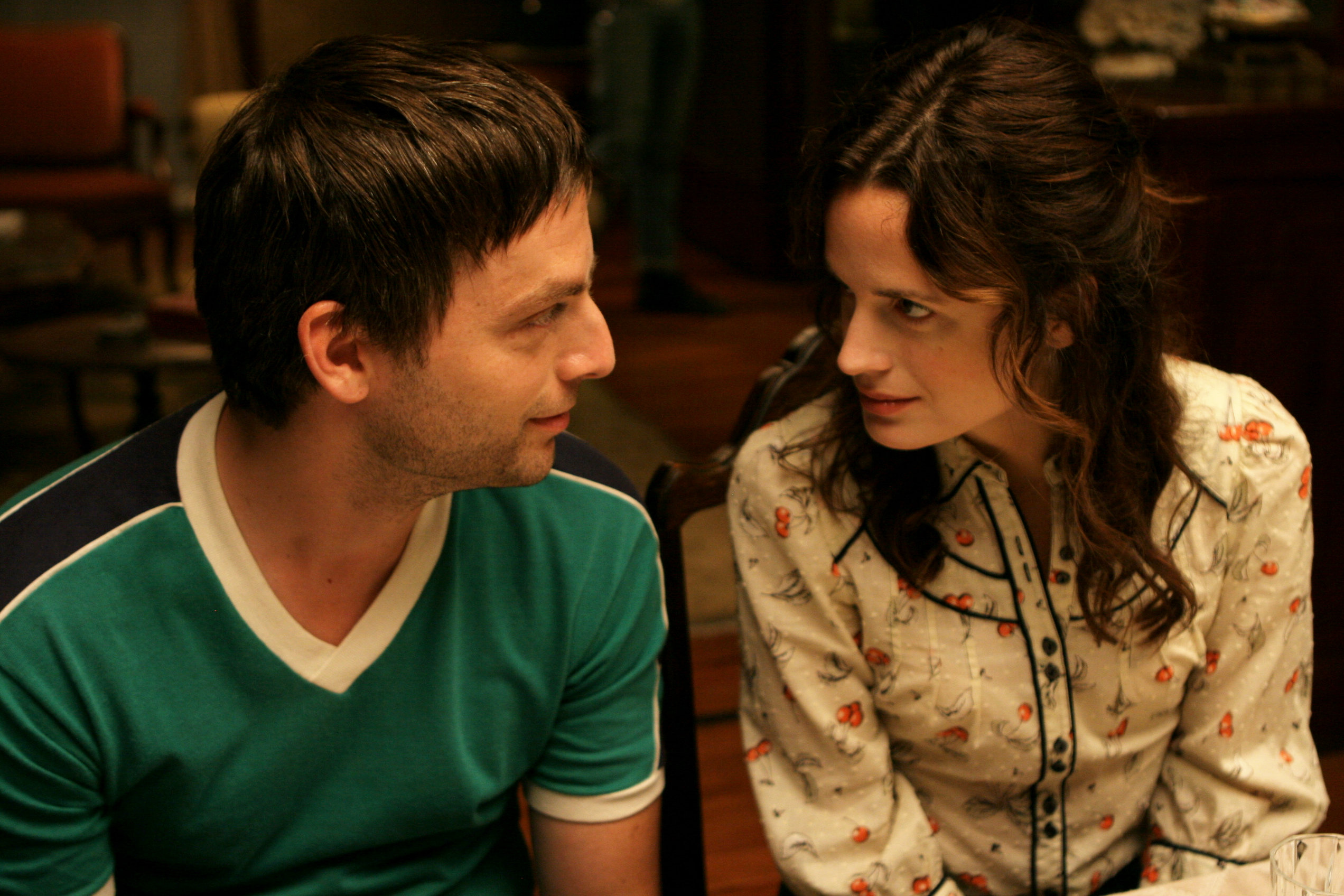 Justin Kirk stars as Jeff Kane and Elizabeth Reaser stars as Liz Clarke in Ambush Entertainment's Against the Current (2009)