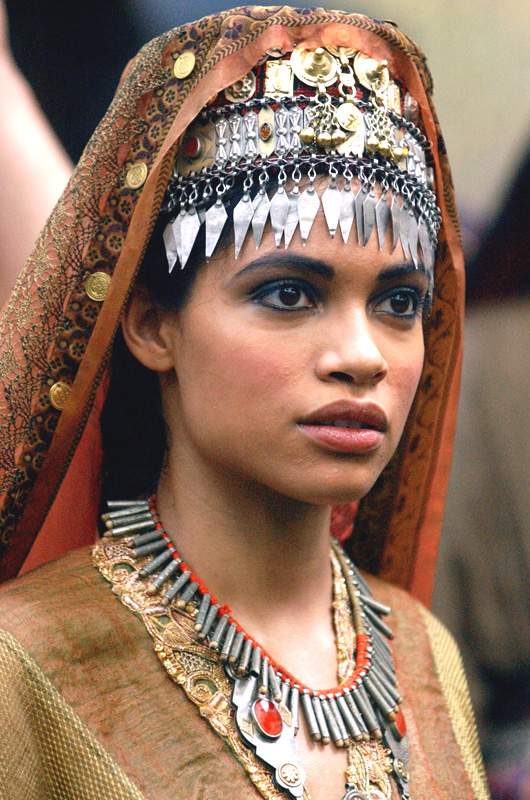 Rosario Dawson as Roxane in Oliver Stone' Alexander (2004)