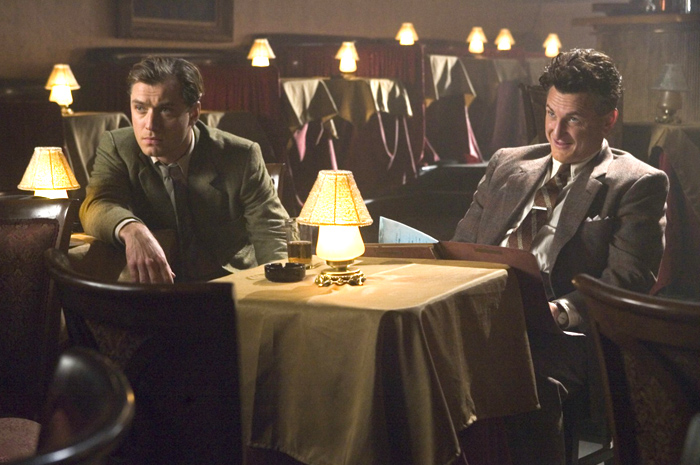 Sean Penn and Jude Law in Columbia Pictures' All the King's Men (2006)