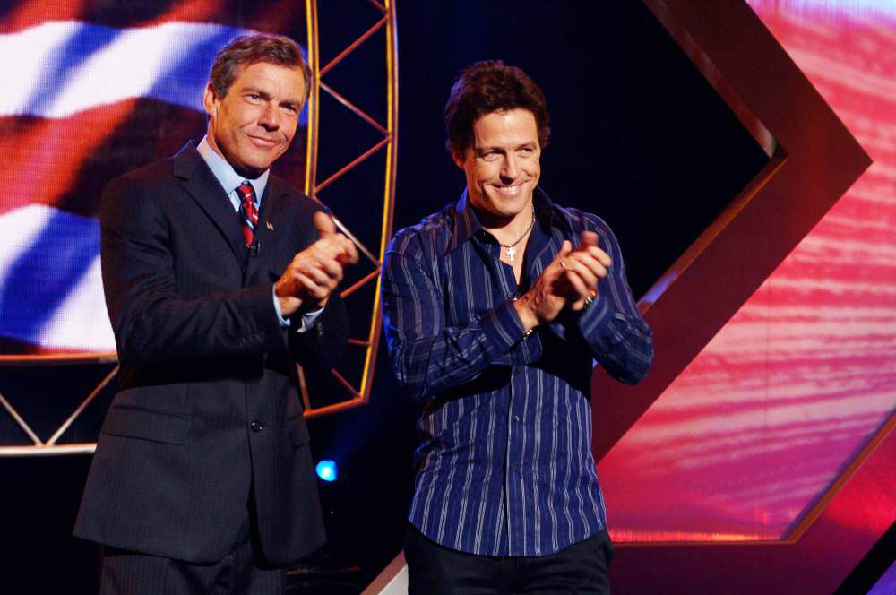 Dennis Quaid as President Staton and Hugh Grant as Martin Tweed in Universal Pictures' American Dreamz (2006)