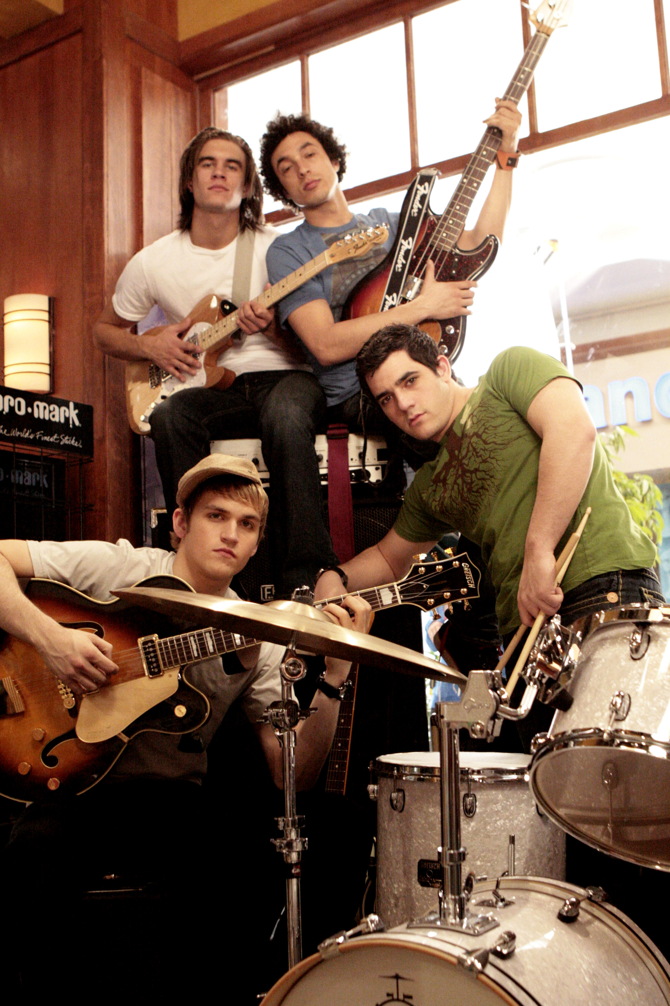 The band Joey - Ricky - Stavros - Drew - The American Mall (2008)