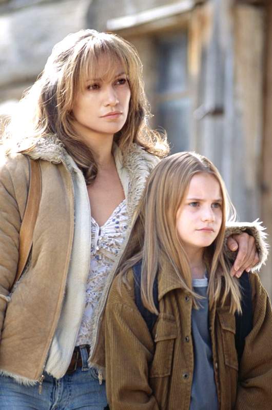 Jennifer Lopez and Becca Gardner in Miramax Films' An Unfinished Life (2005)