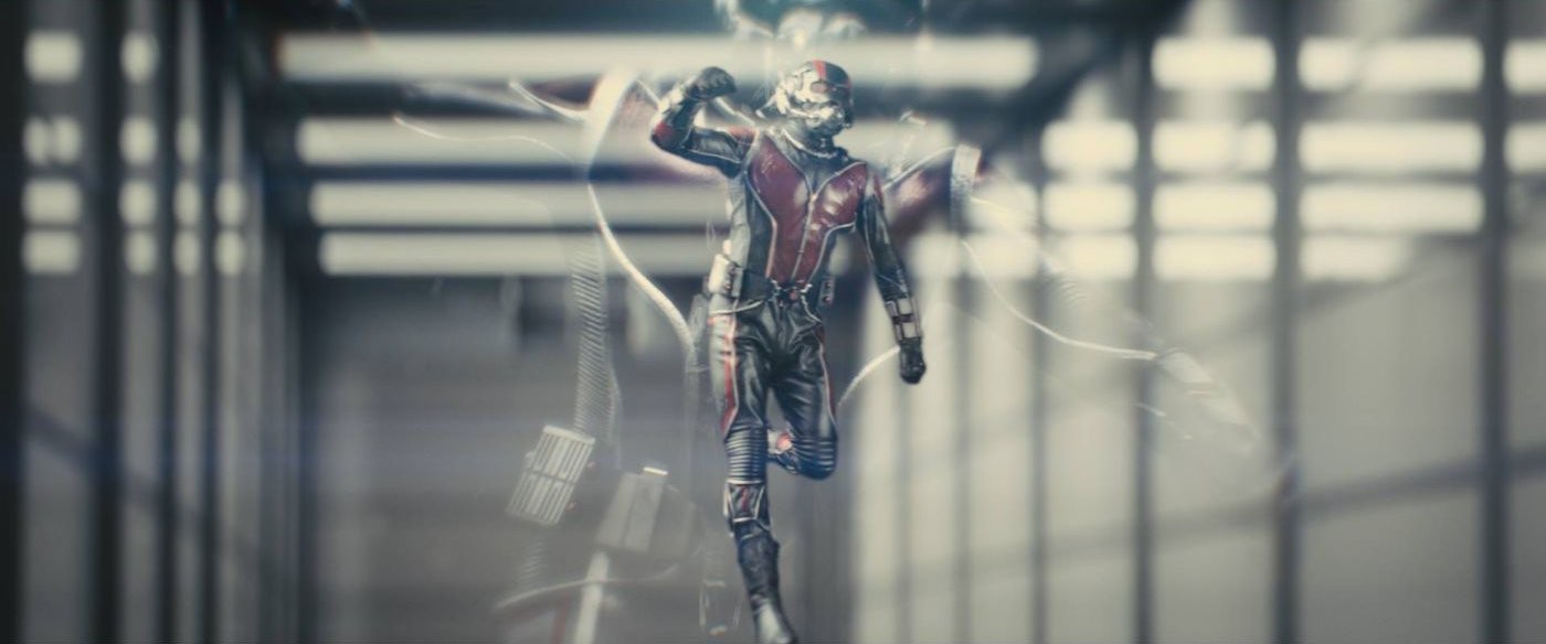 Salah satu teaser awal ANT MAN yang menunjukkan kostum sang superhero.