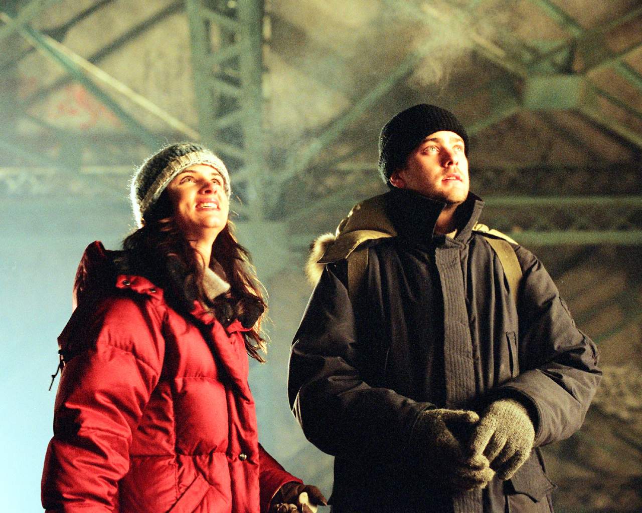 Juliette Lewis as Kate and Joshua Jackson as Duncan Shorter in Regent Releasing' Aurora Borealis (2005)