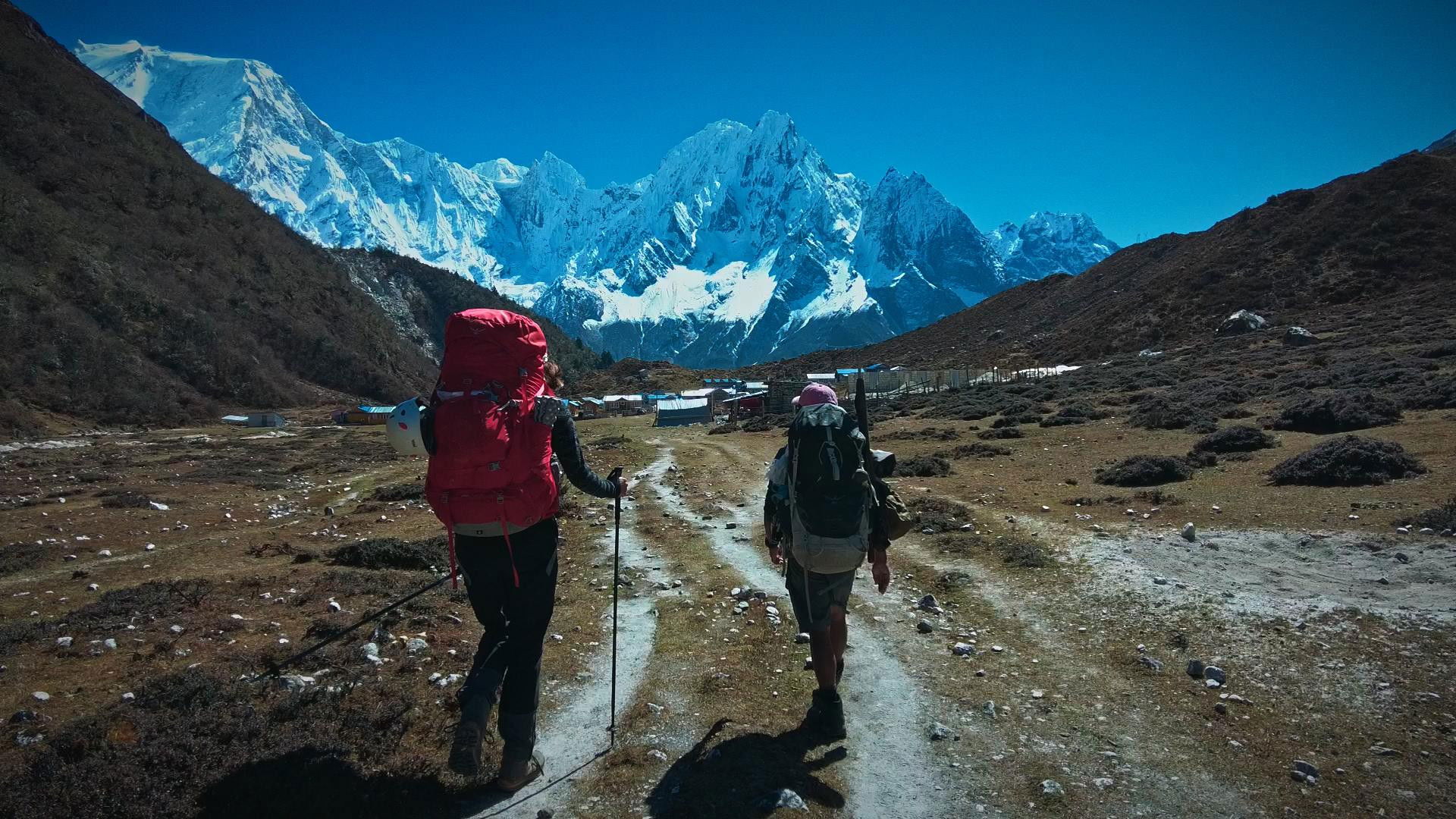 Back To Tilicho (2026) Images & Stills | AceShowbiz