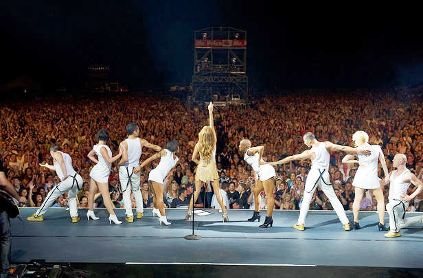 CÉLINE DION, TAKING CHANCES WORLD TOUR. JOHANNESBOURG 2008 by Gérard  Schachmes on artnet