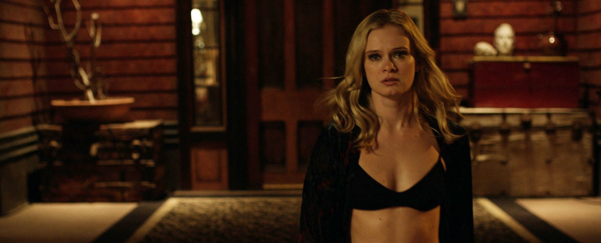 Sara Paxton stars as Violet in Drafthouse Films' Cheap Thrills (2014)