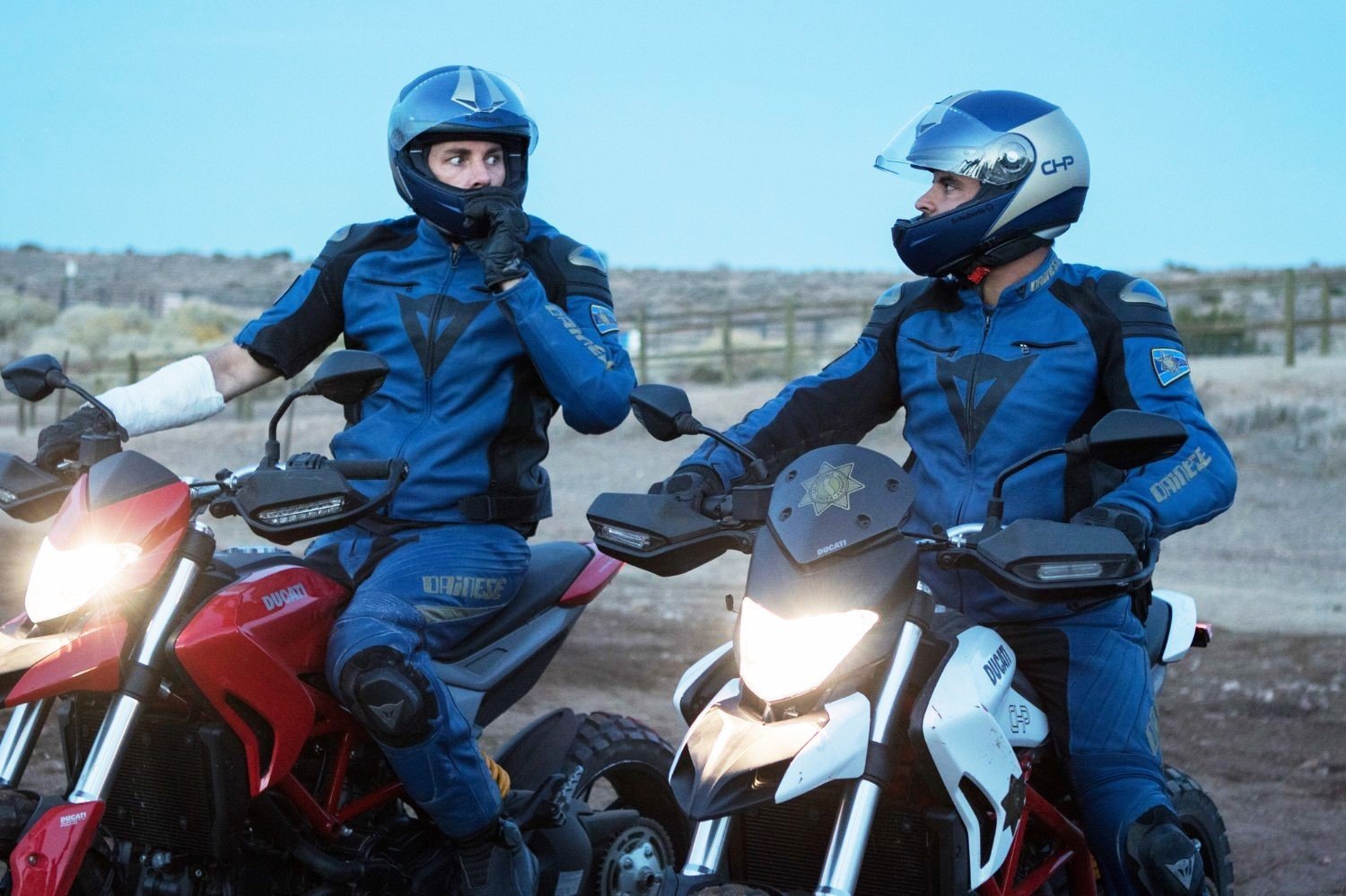 Dax Shepard stars as Jon Baker and Michael Pena stars as Frank 'Ponch' Poncherello in Warner Bros. Pictures' CHiPs (2017)