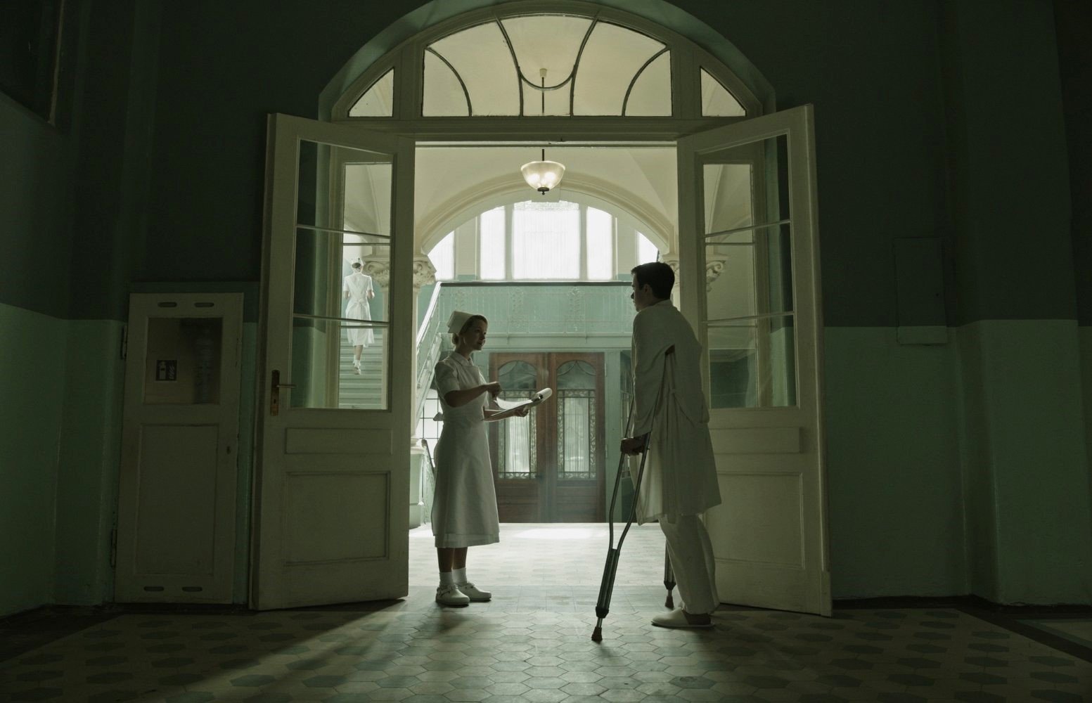 A Cure for Wellness (2017) Pictures, Trailer, Reviews, News, DVD and