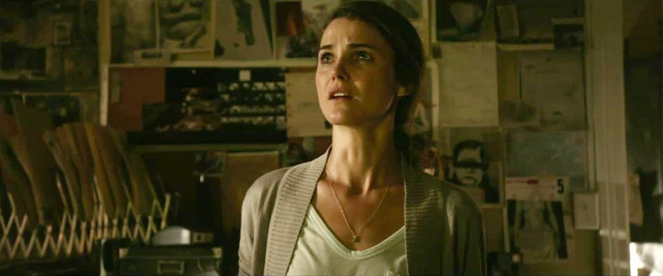 Keri Russell in Dimension Films' Dark Skies (2013)