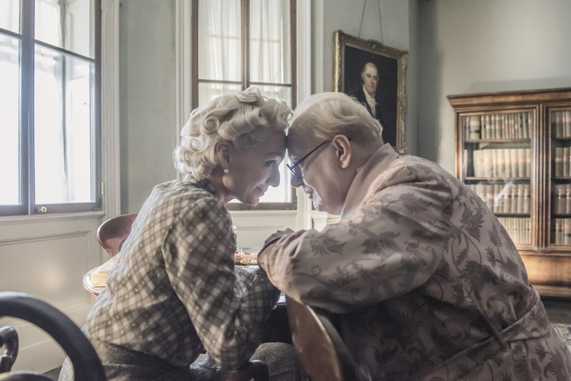 Kristin Scott Thomas stars as Clementine Churchill and Gary Oldman stars as Winston Churchill in Focus Features' Darkest Hour (2017)