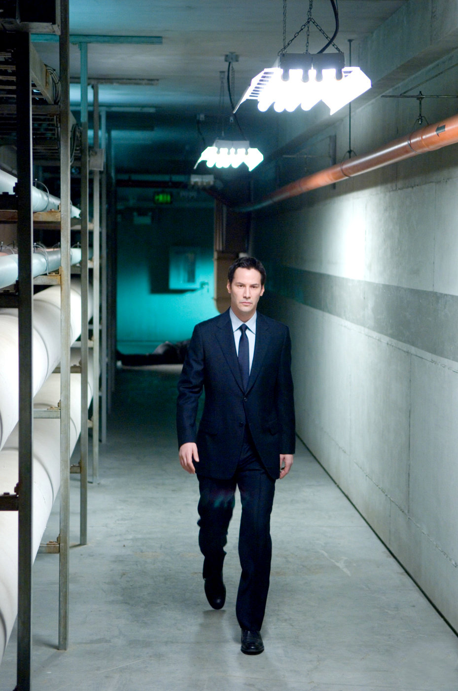 Keanu Reeves stars as Klaatu in The 20th Century Fox's The Day the Earth Stood Still (2008)