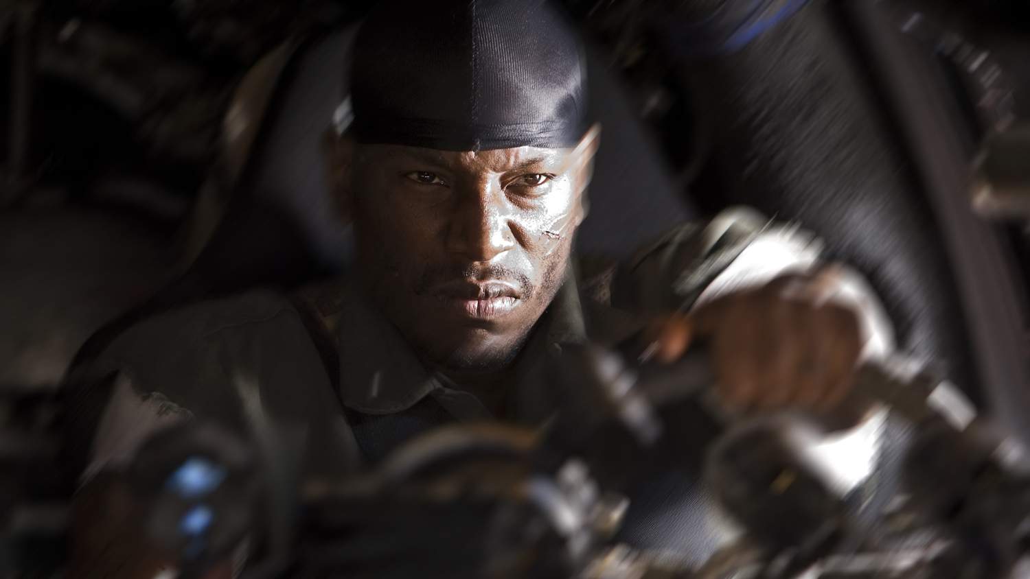 TYRESE GIBSON stars as Machine-Gun Joe in an action-thriller set in the post-industrial wasteland of tomorrow, with the world's most brutal sporting event as its backdrop - Death Race. Photo Credit: Takashi Seida.