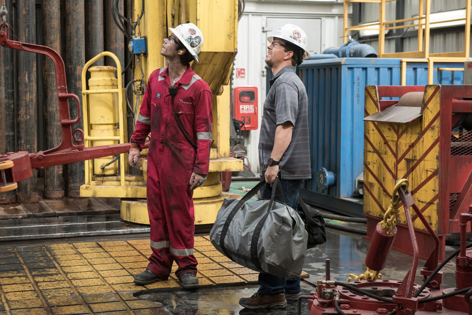 Deepwater Horizon (2016) Cast, Crew, Synopsis and Information