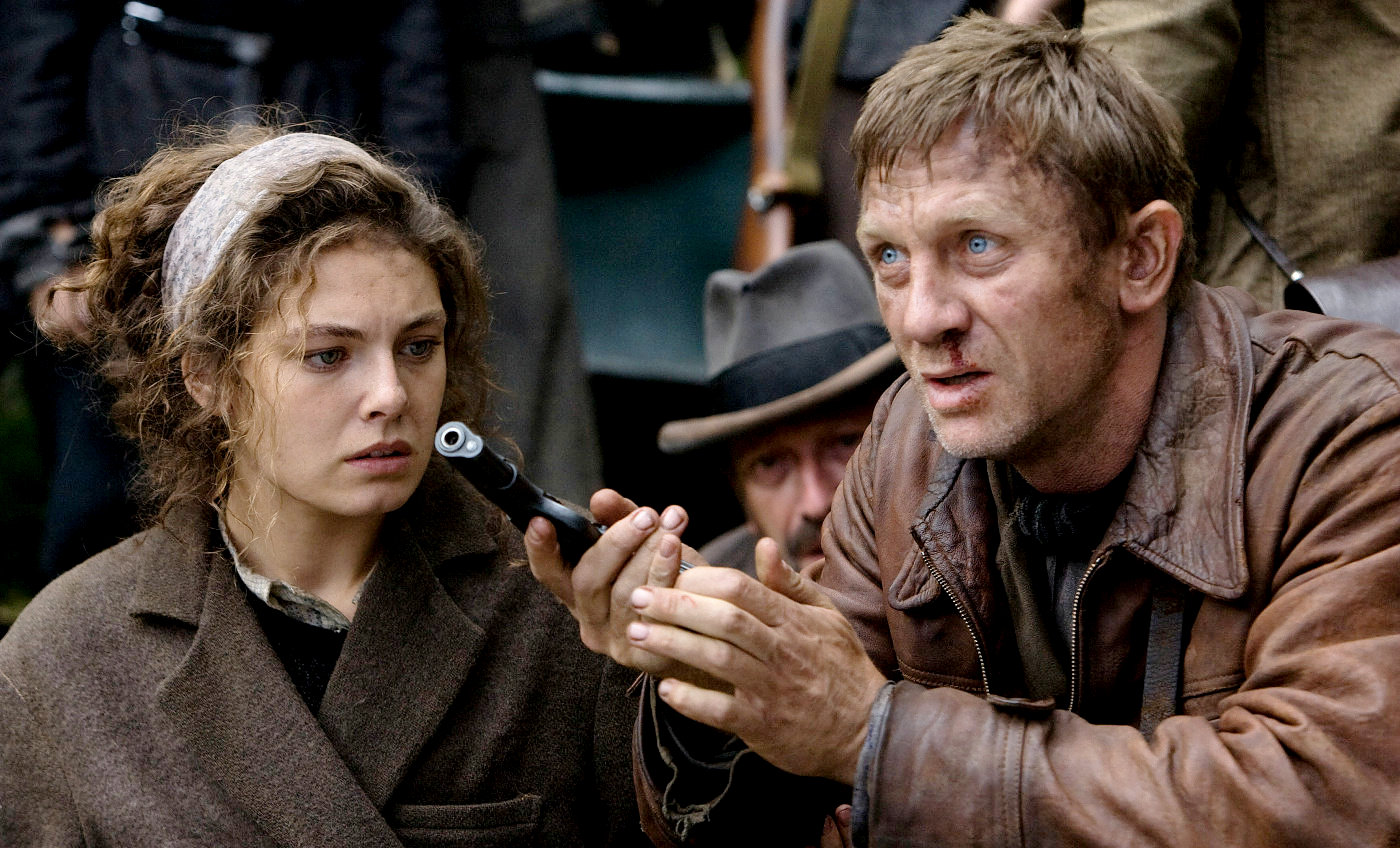 Alexa Davalos stars as Lilka and Daniel Craig stars as Tuvia Bielski in Paramount Vantage's Defiance (2009)