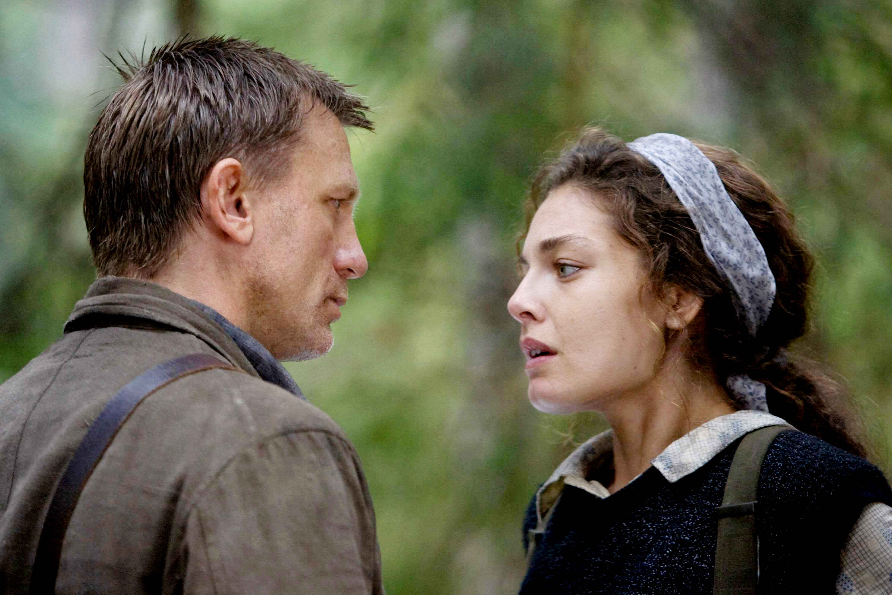 Daniel Craig stars as Tuvia Bielski and Alexa Davalos stars as Lilka in Paramount Vantage's Defiance (2009). Photo credit by Karen Ballard.