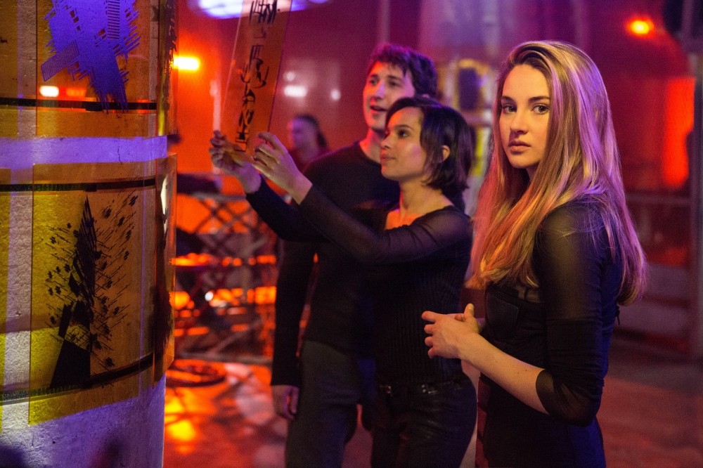 Miles Teller, Zoe Kravitz and Shailene Woodley in Summit Entertainment's Divergent (2014)