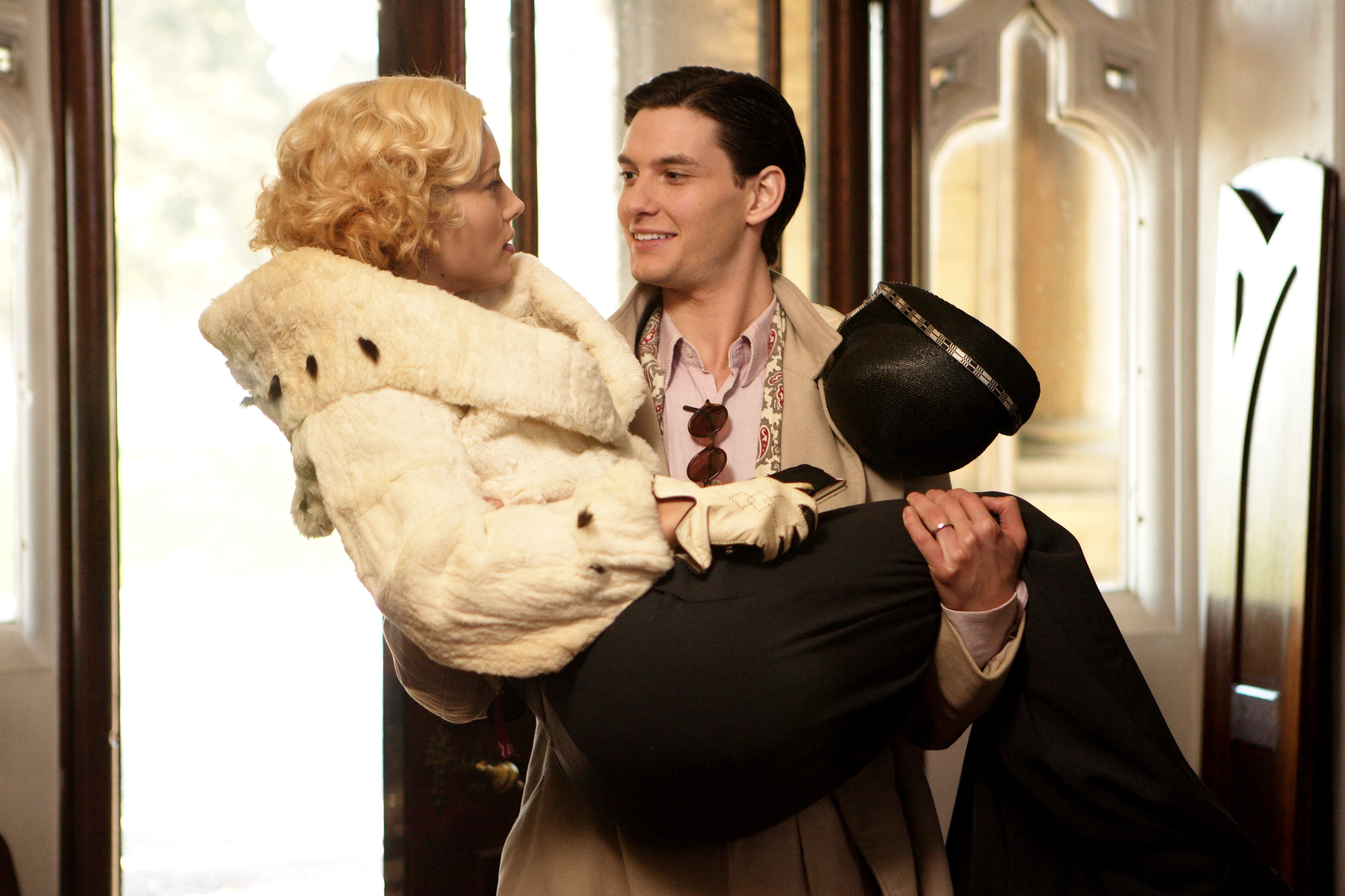 Jessica Biel stars as Larita Huntington and Ben Barnes stars as John Whittaker in Ealing Studios' Easy Virtue (2009)
