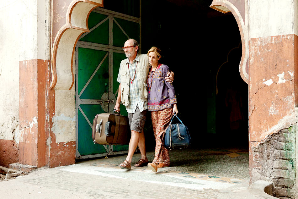 Richard Jenkins stars as Richard from Texas and Julia Roberts stars as Elizabeth Gilbert in Columbia Pictures' Eat, Pray, Love (2010)