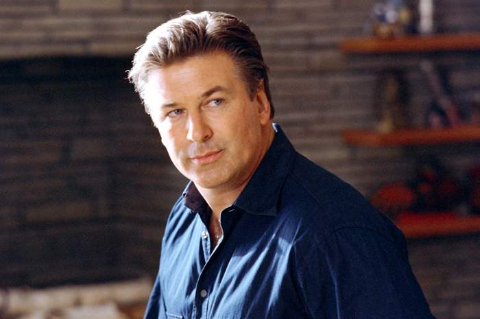 Alec Baldwin as Phil DeVoss in Paramount Pictures' ELIZABETHTOWN (2005)
