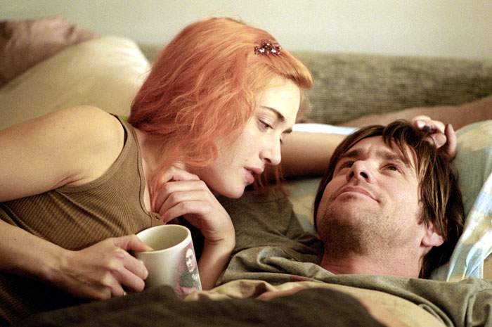 Jim Carrey and Kate Winslet in Focus Features' Eternal Sunshine of the Spotless Mind (2004)