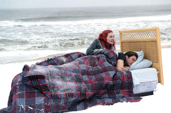 Jim Carrey and Kate Winslet in Focus Features' Eternal Sunshine of the Spotless Mind (2004)