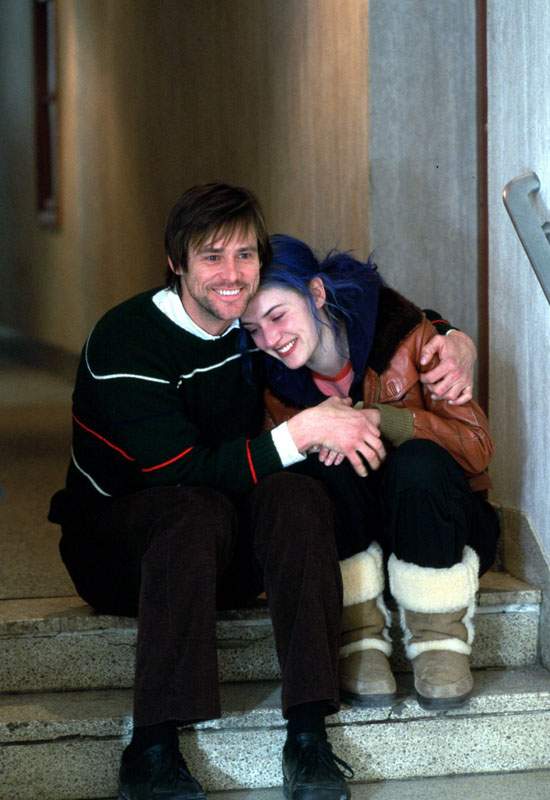 Jim Carrey and Kate Winslet in Focus Features' Eternal Sunshine of the Spotless Mind (2004)