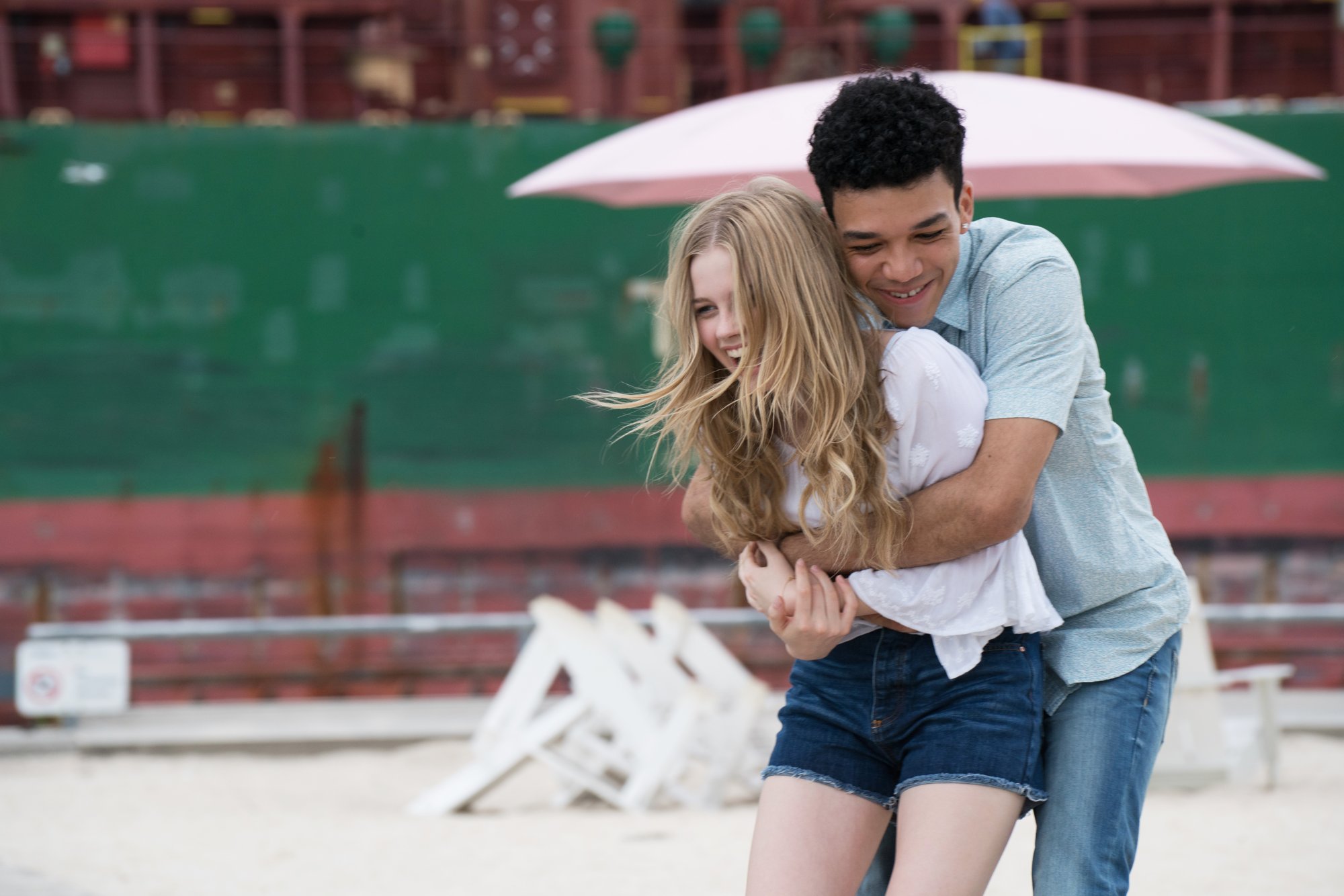 Angourie Rice stars as Rhiannon and Justice Smith stars as Justin in Orion Pictures' Every Day (2018)