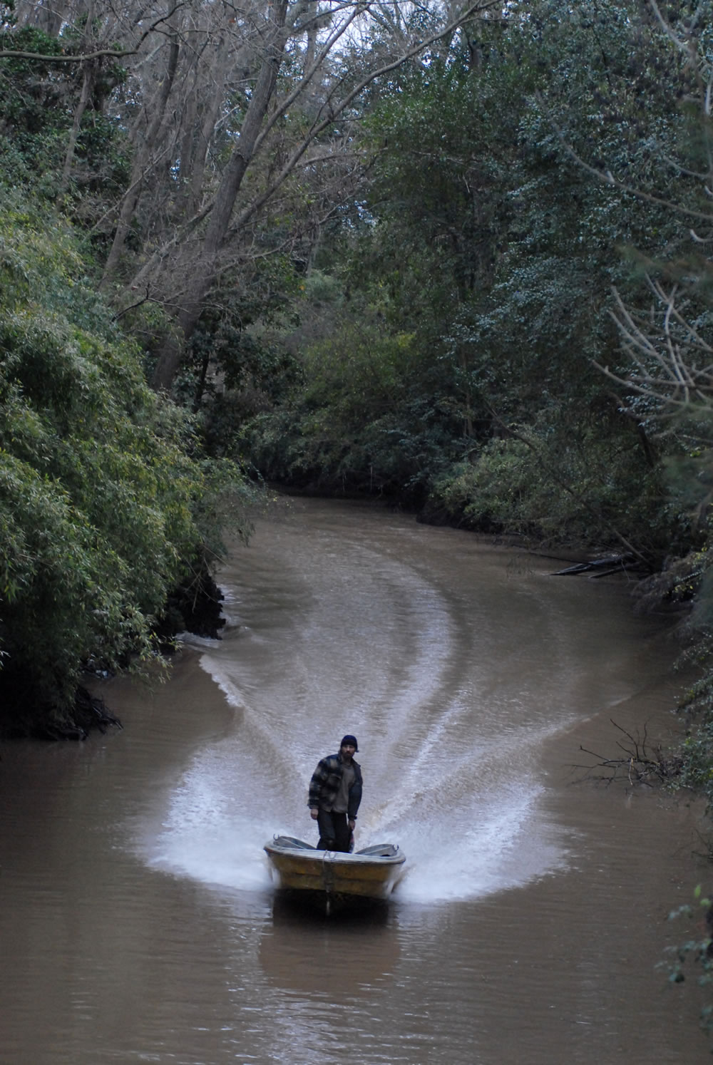 Viggo Mortensen stars as Agustin/Pedro in Fox International's Everybody Has a Plan (2013)