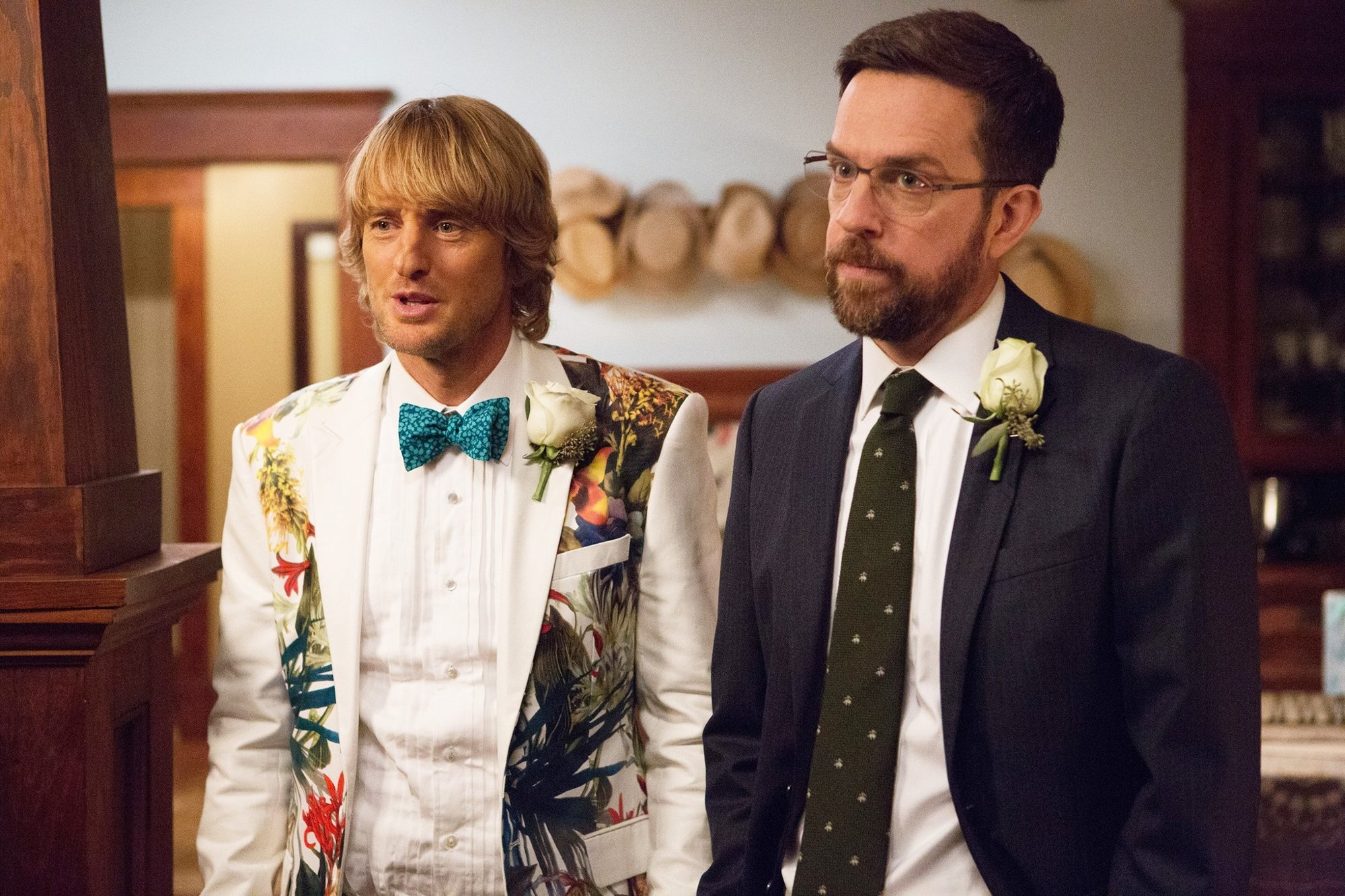 Owen Wilson stars as Kyle and Ed Helms stars as Peter in Warner Bros. Pictures' Father Figures (2017)