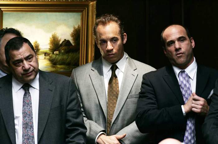 Vin Diesel (center) as Giacomo 'Fat Jack' DiNorscio in Find Me Guilty (2006)