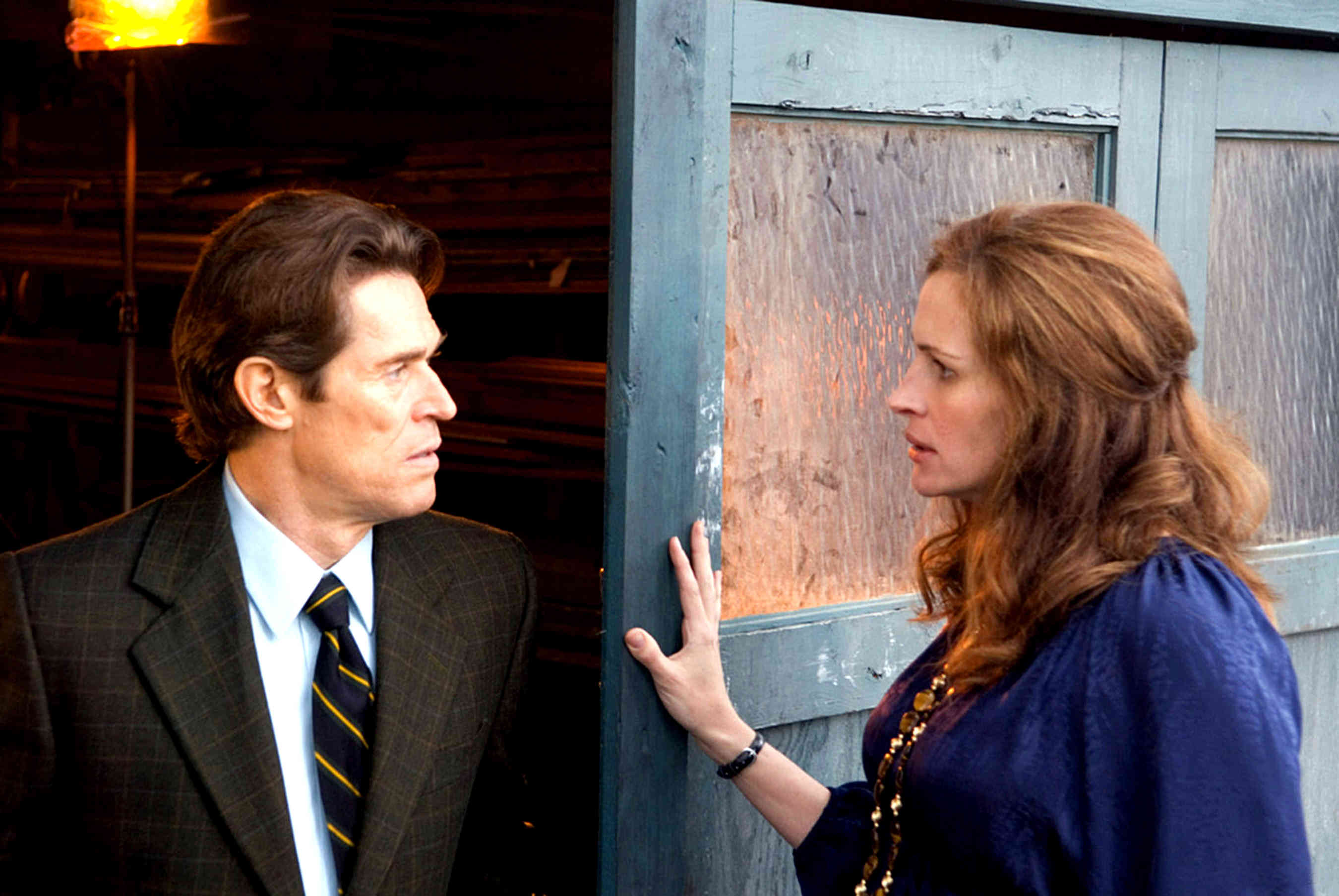 Willem Dafoe stars as Charles Waechter and Julia Roberts stars as Lisa Waechter in Senator International's Fireflies in the Garden (2011)