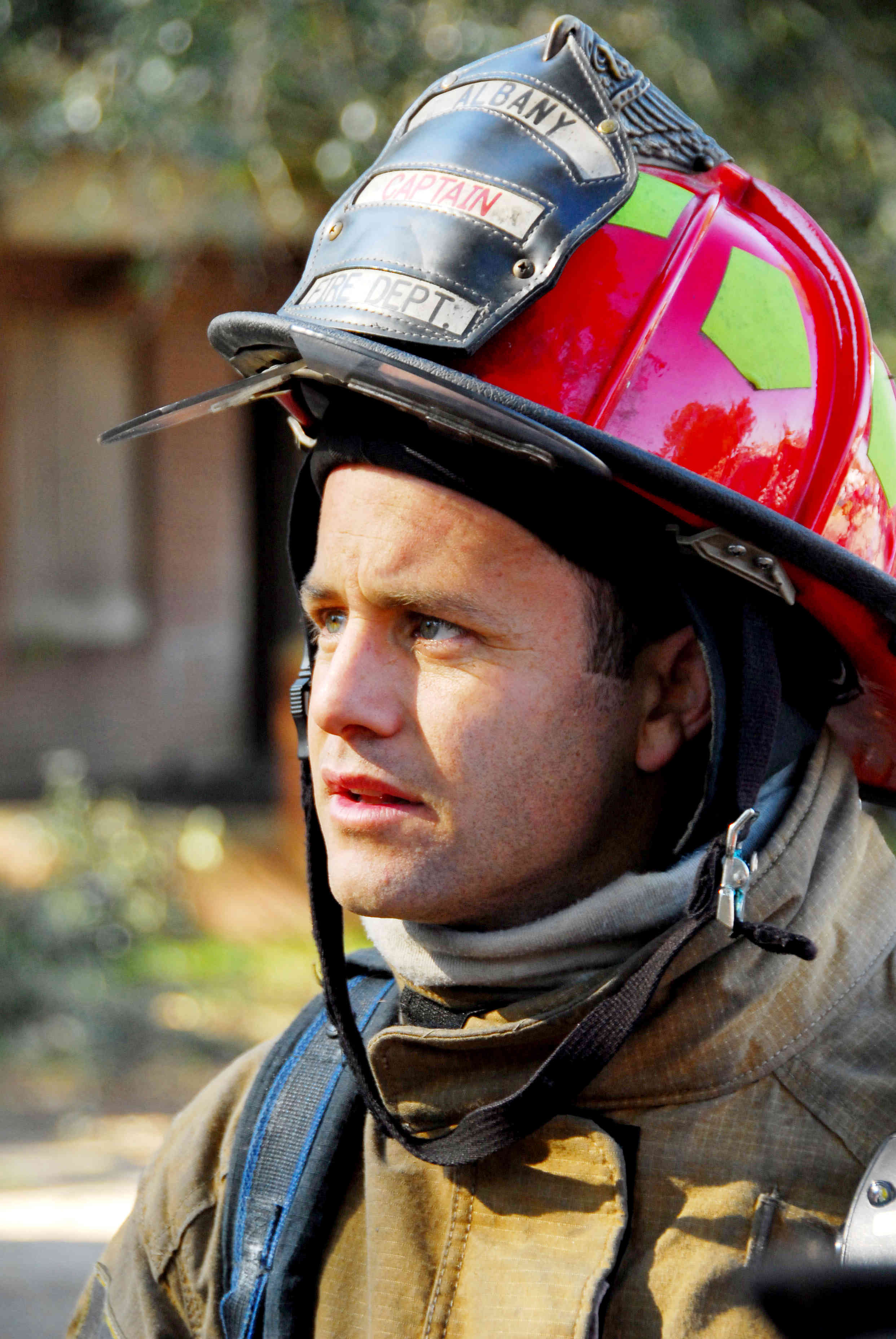 Kirk Cameron stars as Caleb Holt in Samuel Goldwyn Films' Fireproof (2008)
