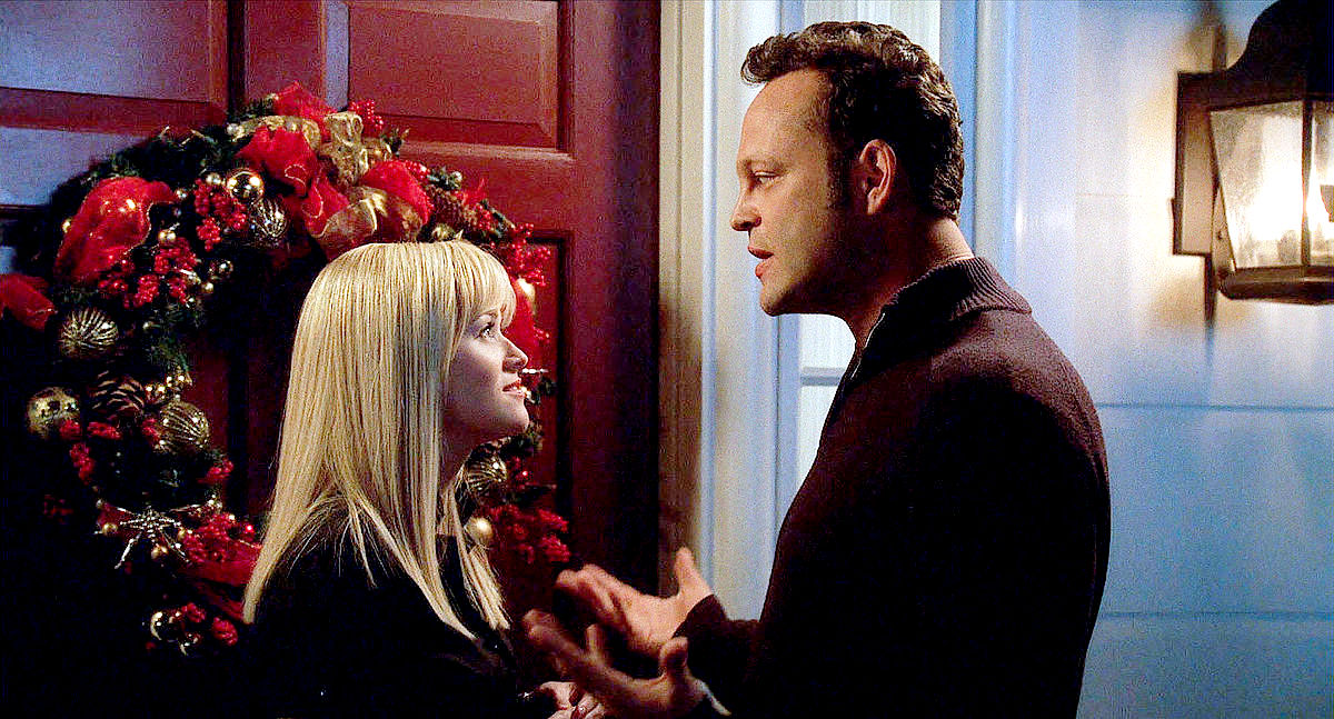 Reese Witherspoon stars as Kate and Vince Vaughn stars as Brad in New Line Cinema's Four Christmases (2008)