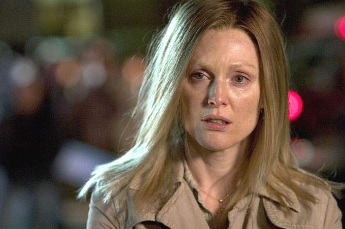 Julianne Moore as Brenda Martin in Columbia Pictures' Freedomland (2006)