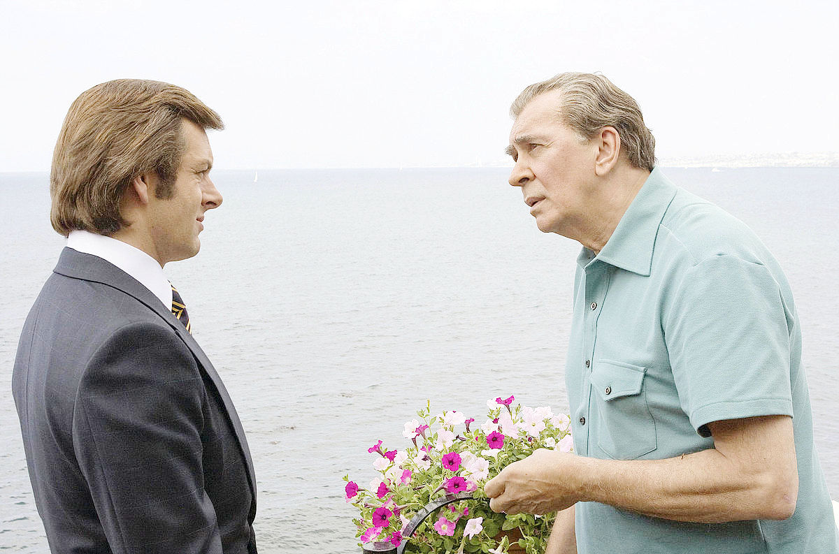 Michael Sheen stars as David Frost and Frank Langella stars as Richard Nixon in Universal Pictures' Frost/Nixon (2008)