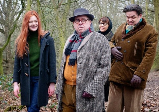 Elle Fanning, Timothy Spall, Annette Bening and Oliver Platt in A24's Ginger and Rosa (2013)