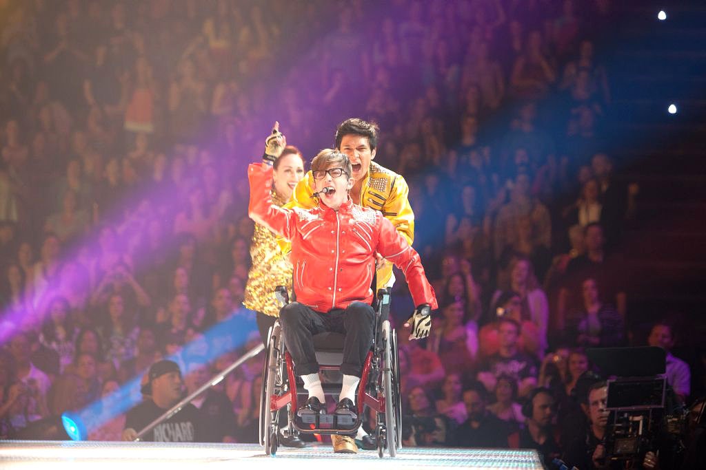 Harry Shum Jr. stars as Mike Chang/Himself and Kevin McHale stars as Artie Abrams/Himself in The 20th Century Fox' Glee: The 3D Concert Movie (2011)