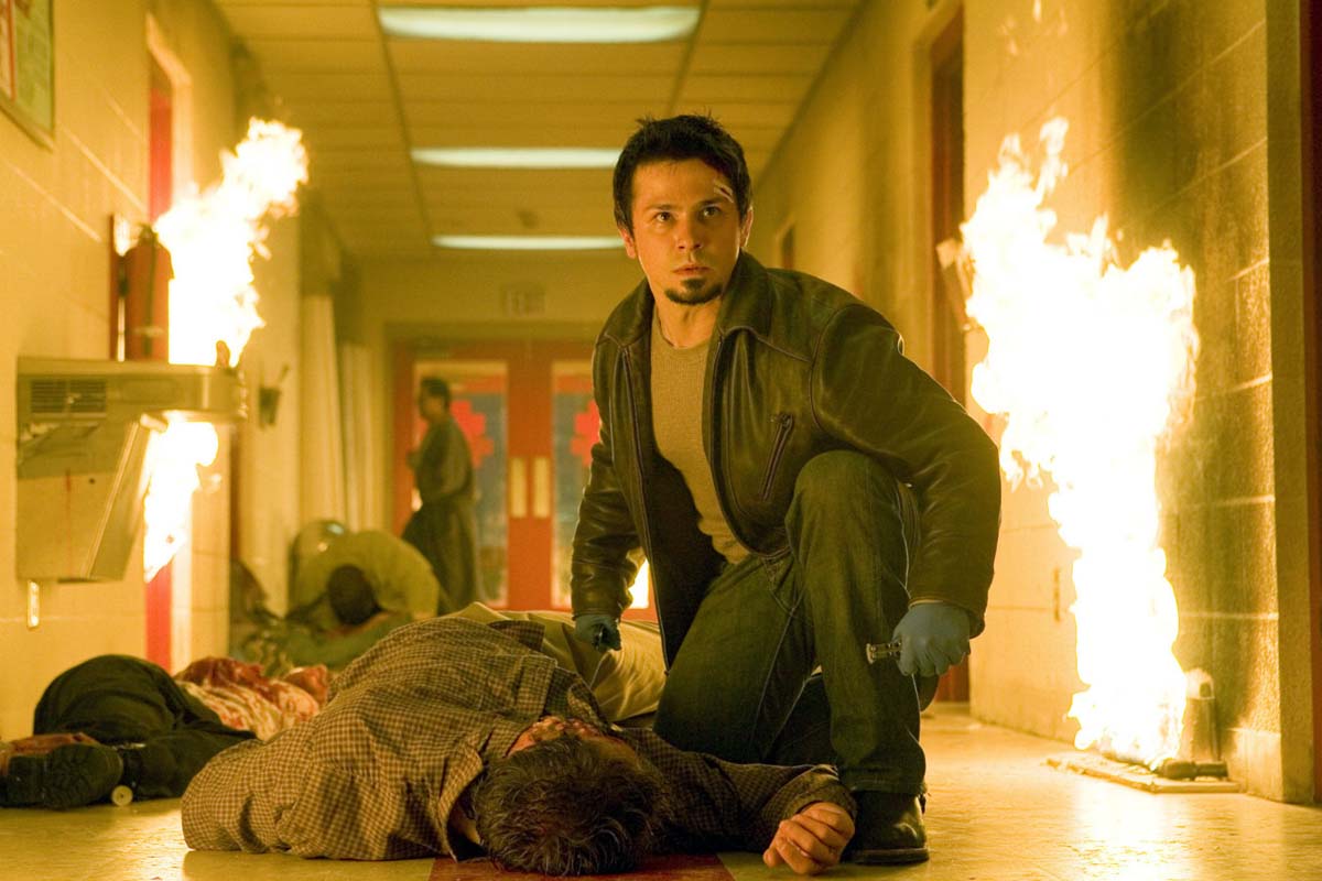 Freddy Rodriguez as Wray in segment Planet Terror in 