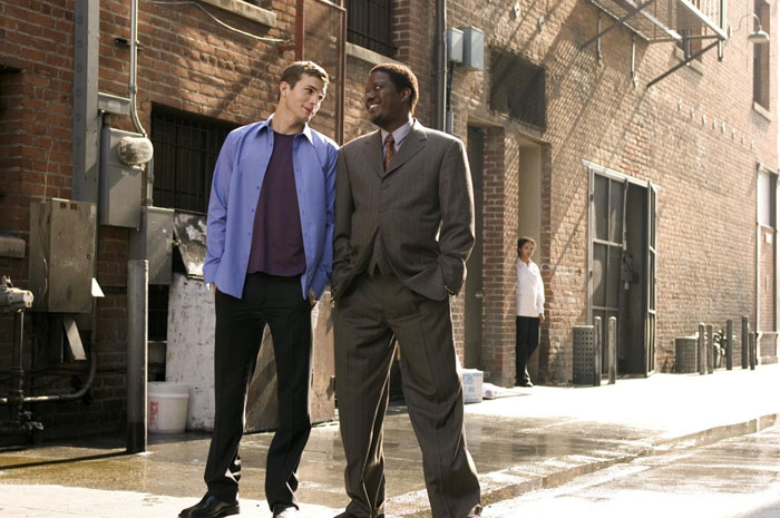 Ashton Kutcher and Bernie Mac in Columbia Pictures' "Guess Who" (2005)