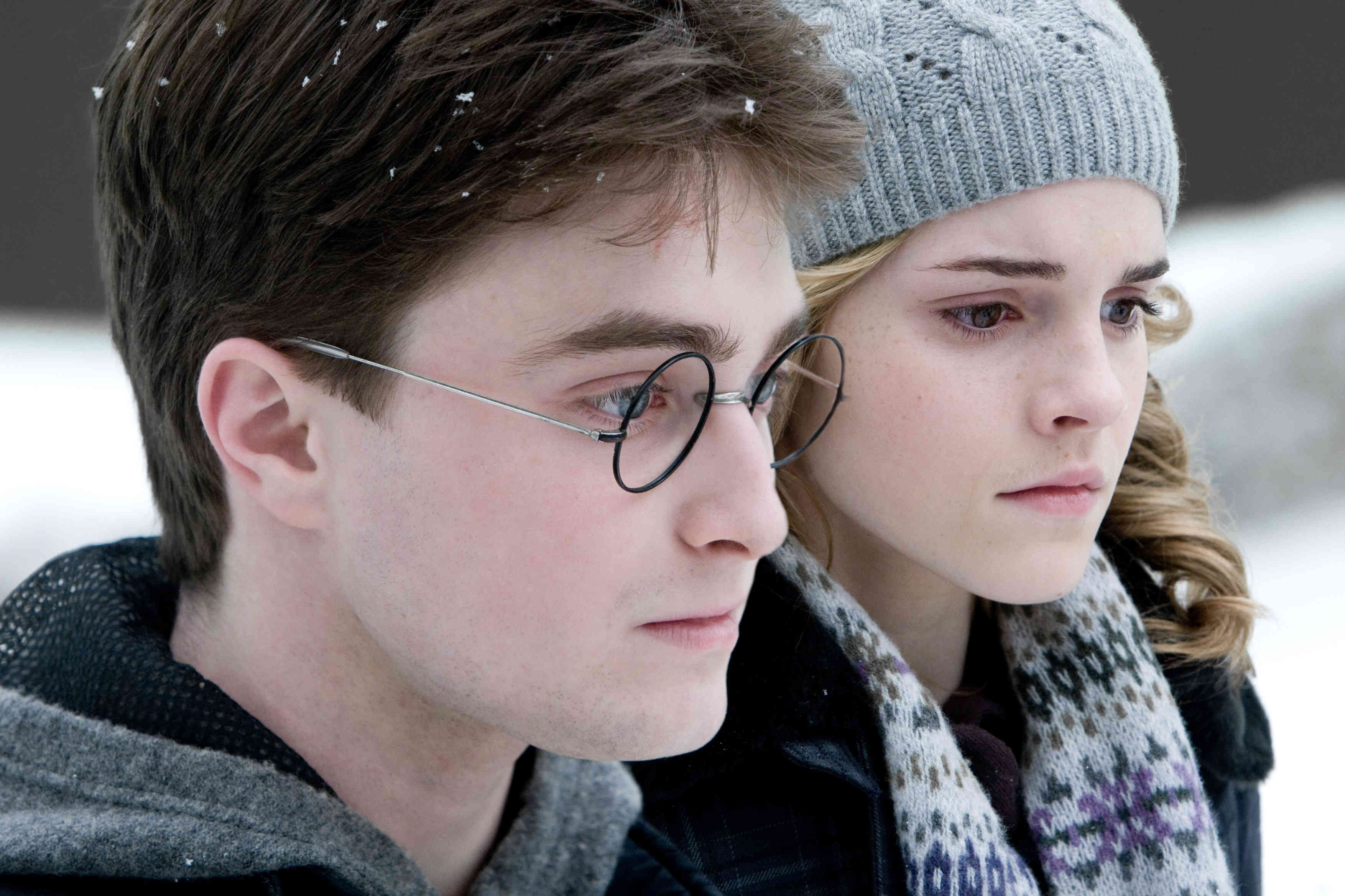 Daniel Radcliffe stars as Harry Potter and Emma Watson stars as Hermione Granger in Warner Bros Pictures' Harry Potter and the Half-Blood Prince (2009)