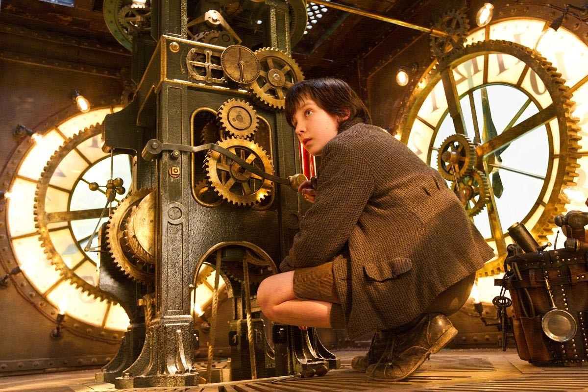 Asa Butterfield stars as Hugo Cabret in Paramount Pictures' Hugo (2011)