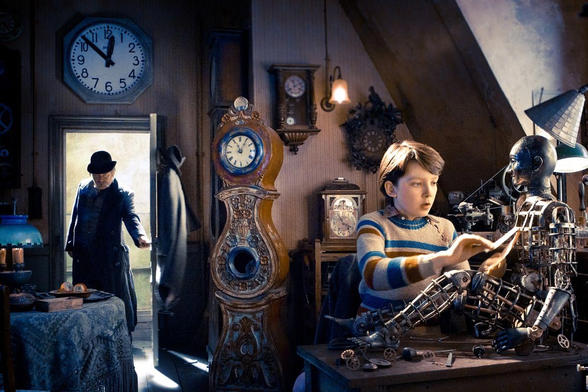 Asa Butterfield stars as Hugo Cabret in Paramount Pictures' Hugo (2011)